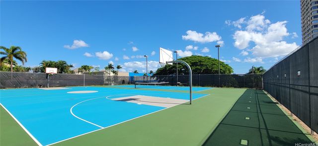 1060 Kamehameha Highway 302B, Pearl City, HI 96782