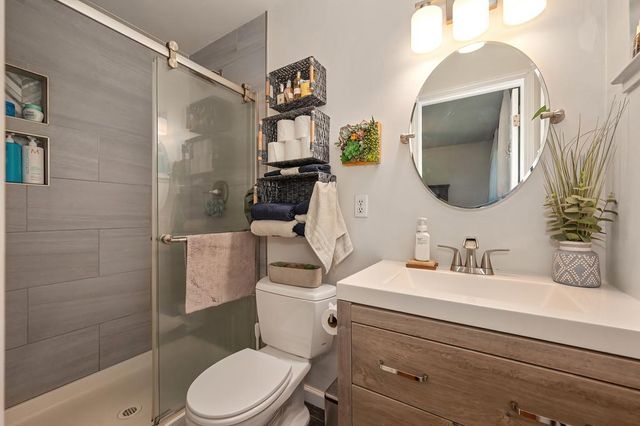 8630 Fairmont Way, Fair Oaks, CA 95628