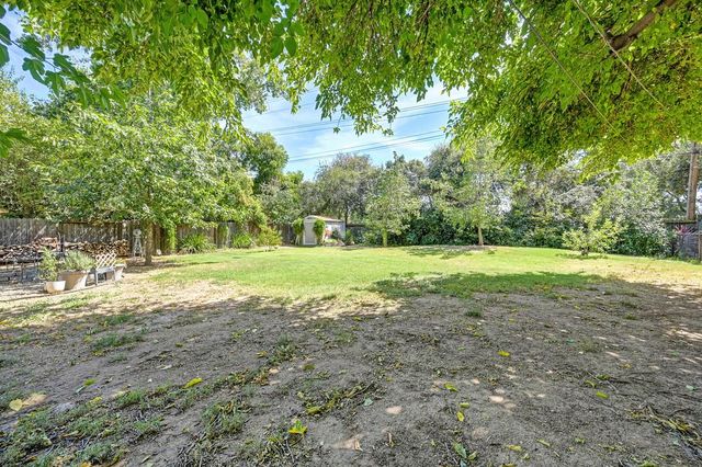 8630 Fairmont Way, Fair Oaks, CA 95628