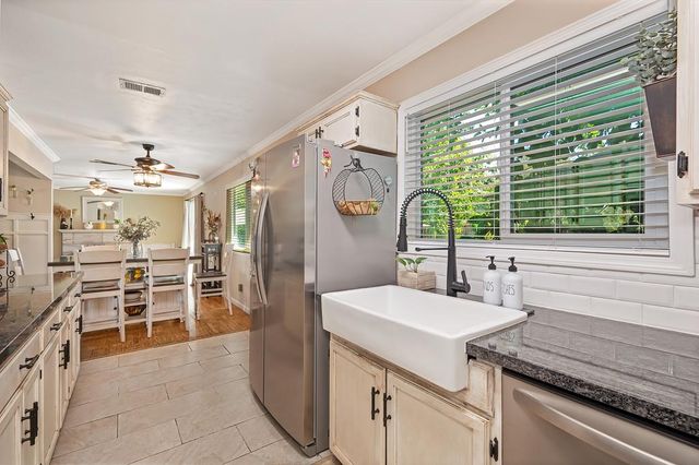 8630 Fairmont Way, Fair Oaks, CA 95628