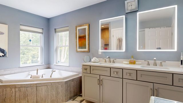 68 Petty Brook Road, Milton, VT 05468