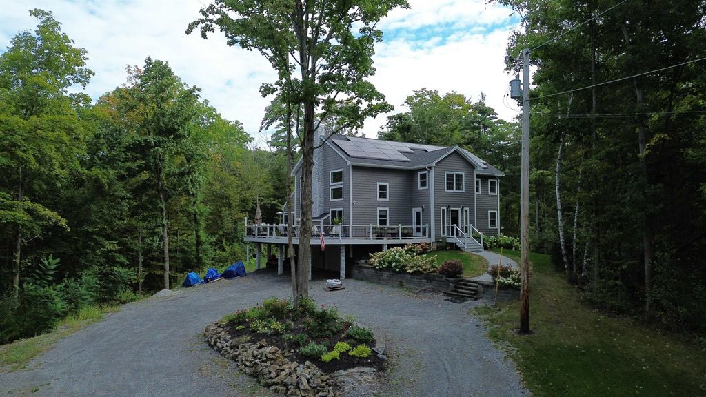 68 Petty Brook Road, Milton, VT 05468