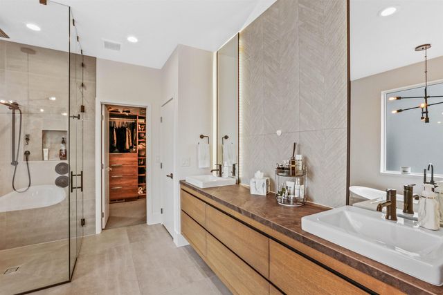 803 W Willapa Ave, Spokane, WA 99224