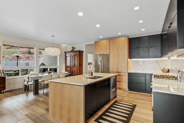 803 W Willapa Ave, Spokane, WA 99224