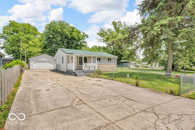 6305 Vigo Drive, Clayton, IN 46118