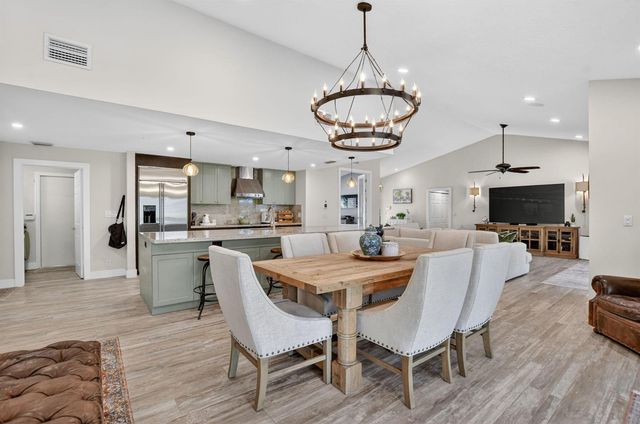 10221 Harbourtown Court, Boca Raton, FL 33498