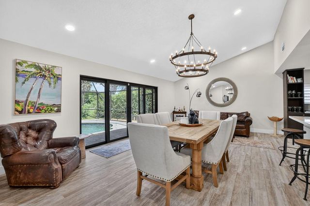10221 Harbourtown Court, Boca Raton, FL 33498