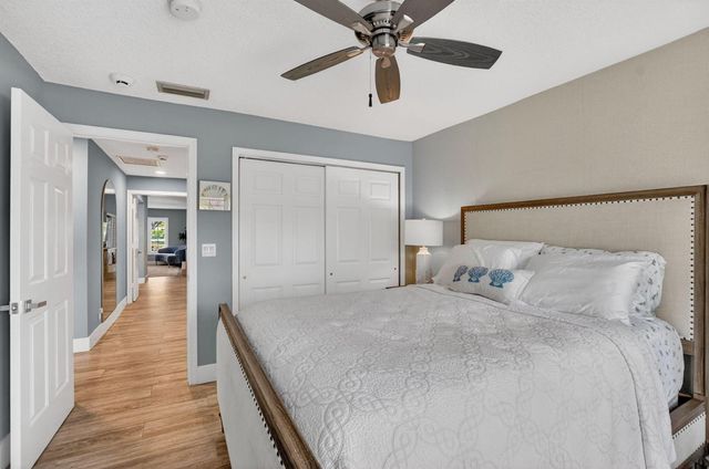10221 Harbourtown Court, Boca Raton, FL 33498