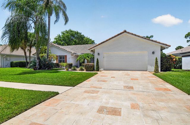 10221 Harbourtown Court, Boca Raton, FL 33498