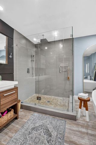 10221 Harbourtown Court, Boca Raton, FL 33498