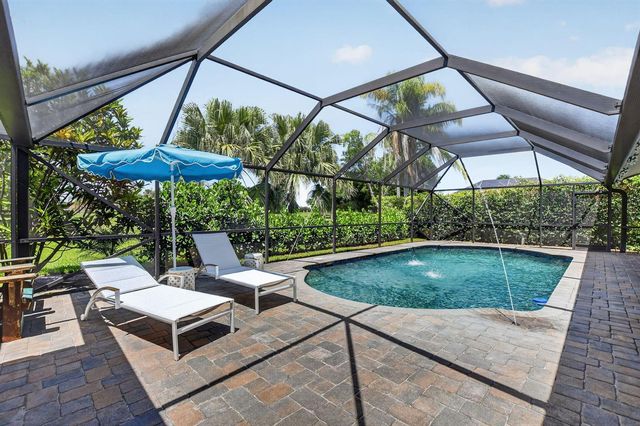 10221 Harbourtown Court, Boca Raton, FL 33498