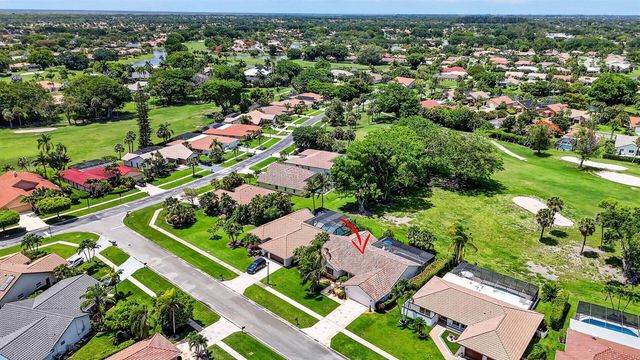 10221 Harbourtown Court, Boca Raton, FL 33498