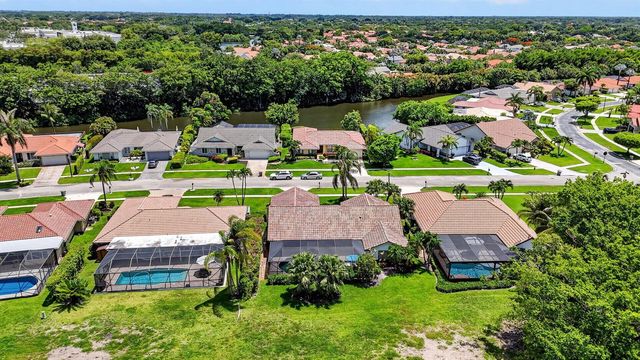 10221 Harbourtown Court, Boca Raton, FL 33498