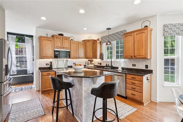 174 Sapphire Lane, Streetsboro, OH 44241