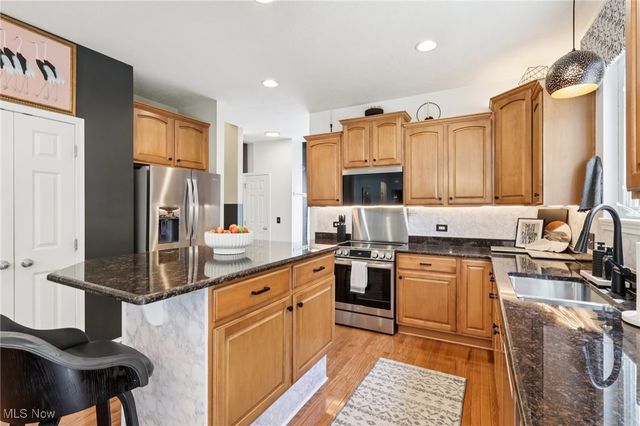 174 Sapphire Lane, Streetsboro, OH 44241