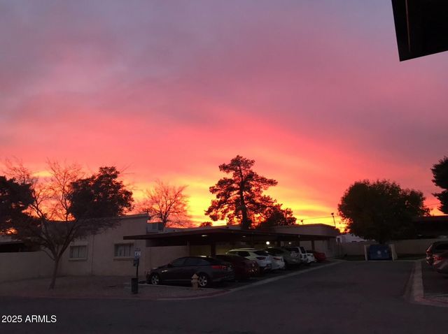 17241 N 16TH Drive 1, Phoenix, AZ 85023