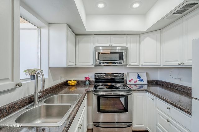 17241 N 16TH Drive 1, Phoenix, AZ 85023