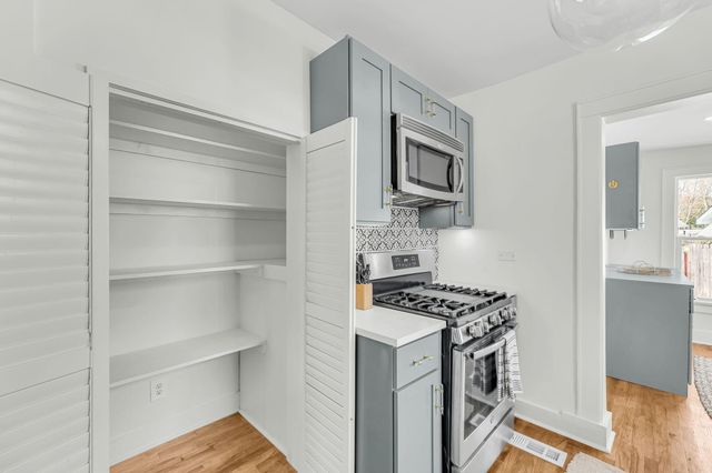 2698 Olympia Avenue, North Charleston, SC 29405