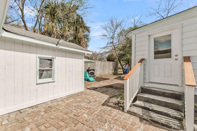 2698 Olympia Avenue, North Charleston, SC 29405