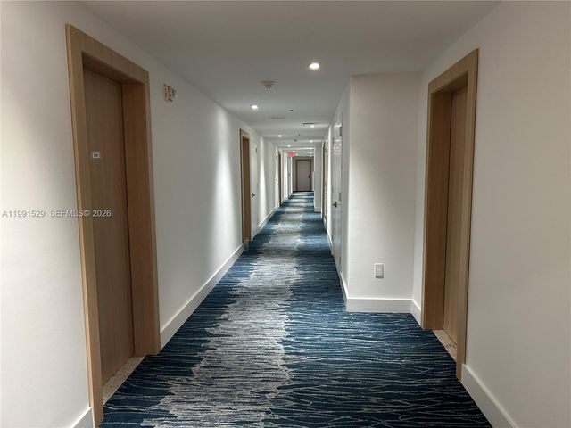 90 SW 3rd St 3610, Miami, FL 33130