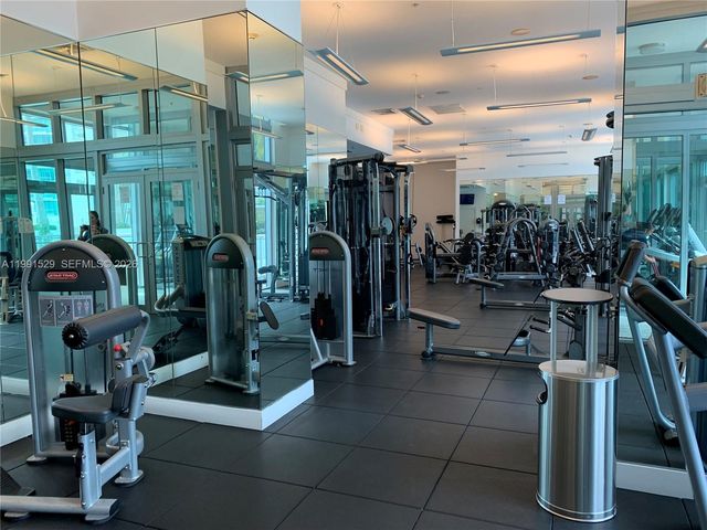 90 SW 3rd St 3610, Miami, FL 33130