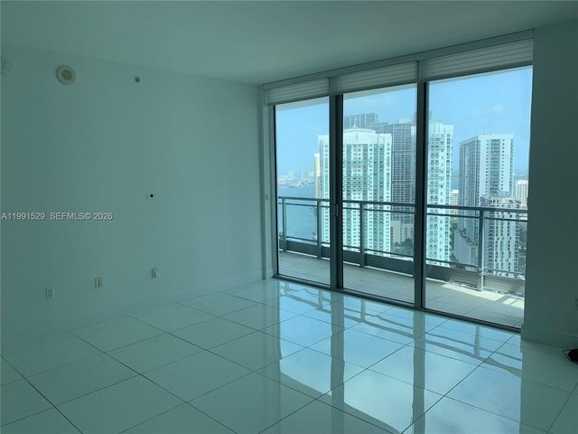 90 SW 3rd St 3610, Miami, FL 33130