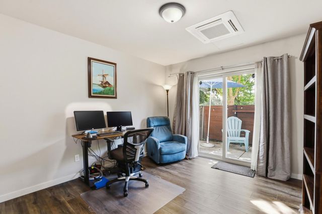 2604 Cleat Ln, Sacramento, CA 95818