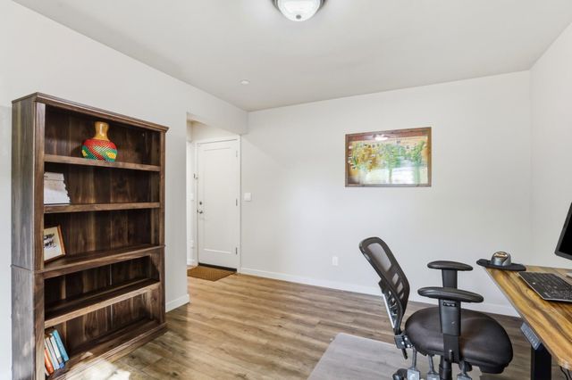 2604 Cleat Ln, Sacramento, CA 95818