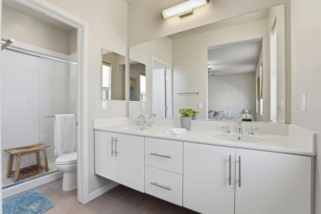 2604 Cleat Ln, Sacramento, CA 95818