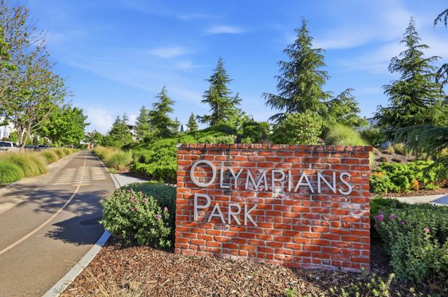 2604 Cleat Ln, Sacramento, CA 95818