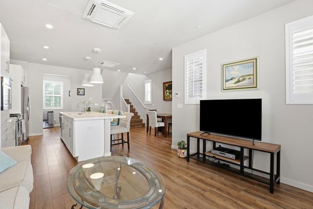 2604 Cleat Ln, Sacramento, CA 95818