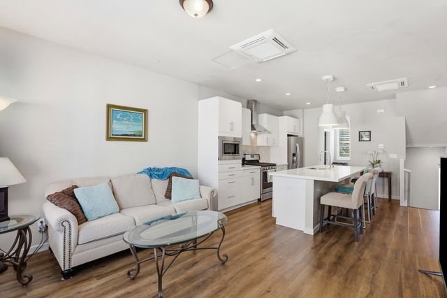 2604 Cleat Ln, Sacramento, CA 95818