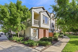 2604 Cleat Ln, Sacramento, CA 95818