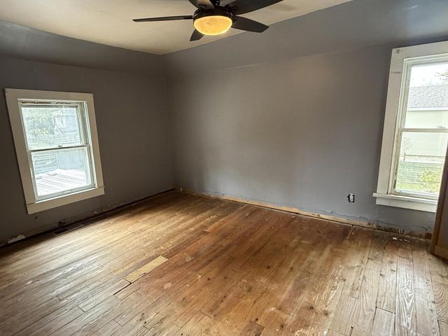 321 Park STREET, Walworth, WI 53184