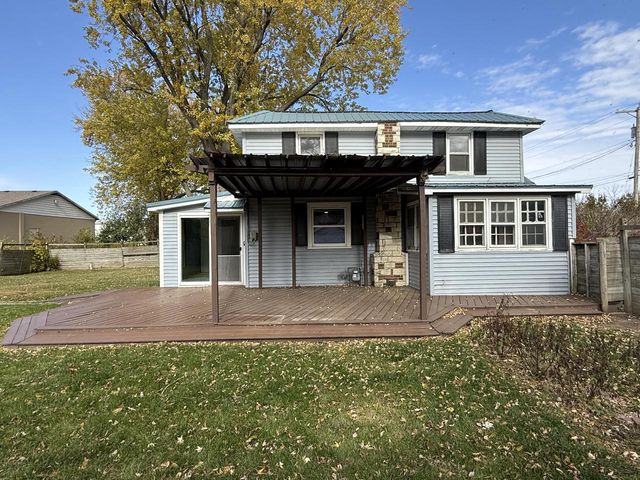321 Park STREET, Walworth, WI 53184