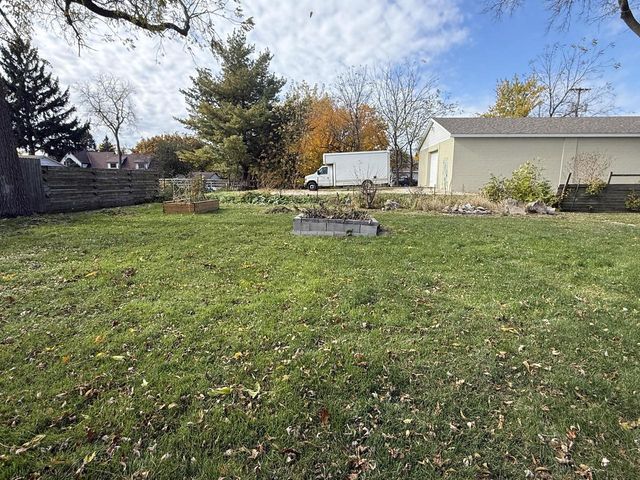 321 Park STREET, Walworth, WI 53184