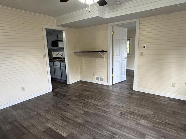 321 Park STREET, Walworth, WI 53184