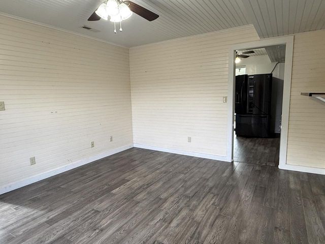 321 Park STREET, Walworth, WI 53184