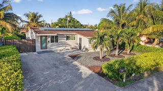 831 NE 58th Street, Oakland Park, FL 33334