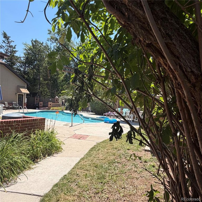 Image 3 of property listing at 6001 S Yosemite Street G204, Greenwood Village, CO 80111
