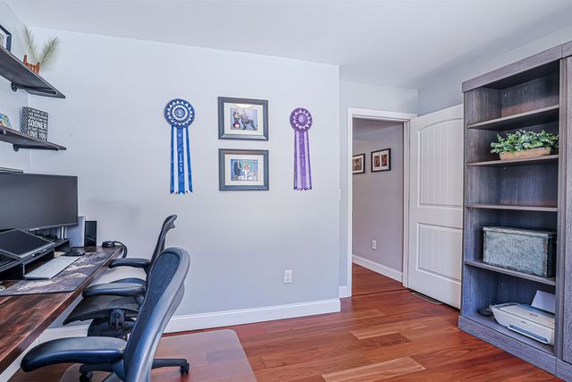 8 poor farm Road, Brookline, NH 03033