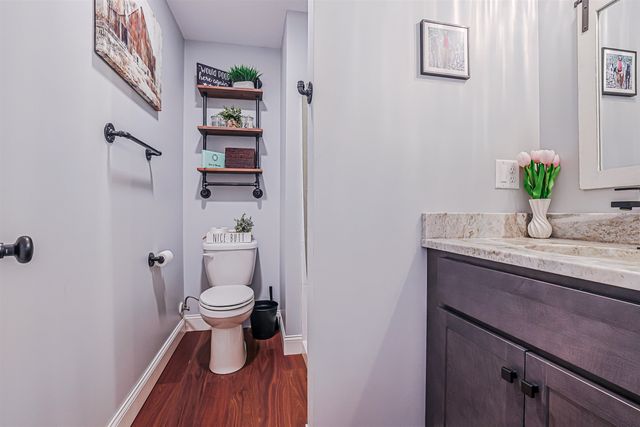 8 poor farm Road, Brookline, NH 03033