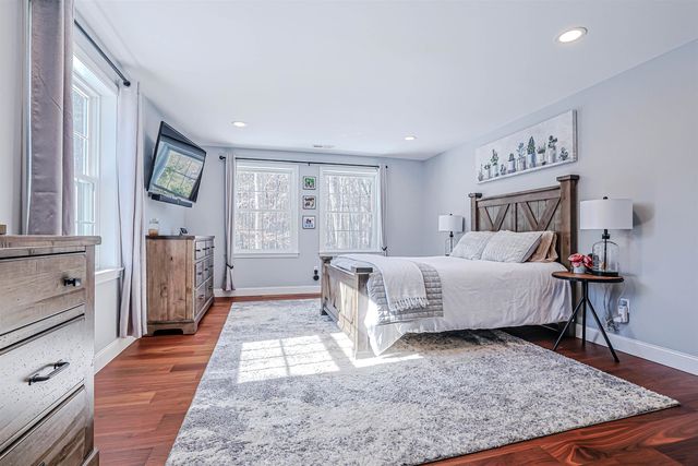 8 poor farm Road, Brookline, NH 03033