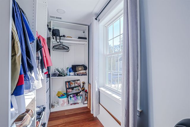 8 poor farm Road, Brookline, NH 03033