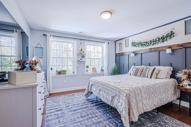 8 poor farm Road, Brookline, NH 03033