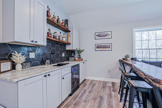 8 poor farm Road, Brookline, NH 03033