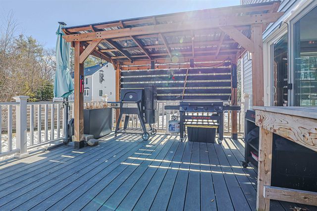 8 poor farm Road, Brookline, NH 03033