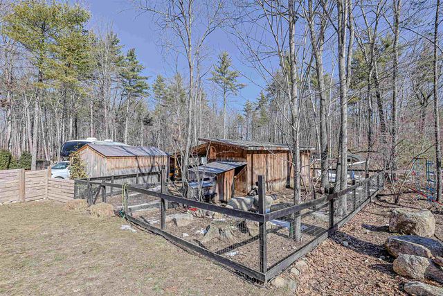 8 poor farm Road, Brookline, NH 03033