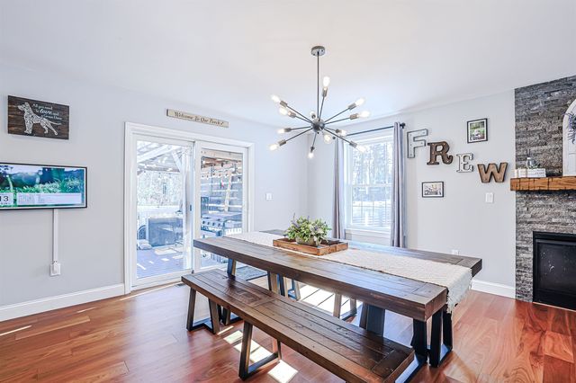 8 poor farm Road, Brookline, NH 03033