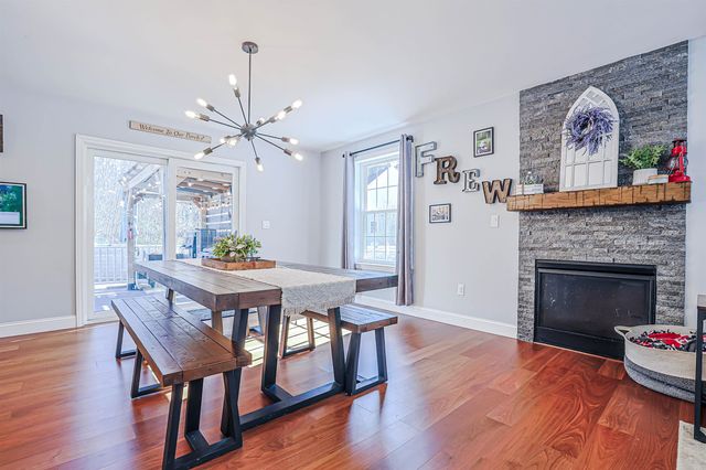 8 poor farm Road, Brookline, NH 03033